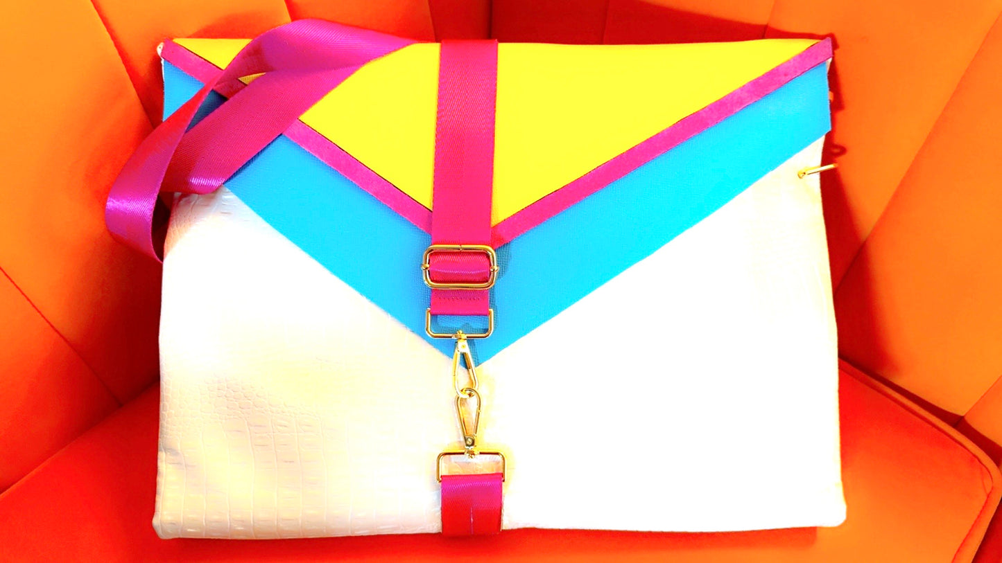 SOLD Soderena Original Messenger Bag