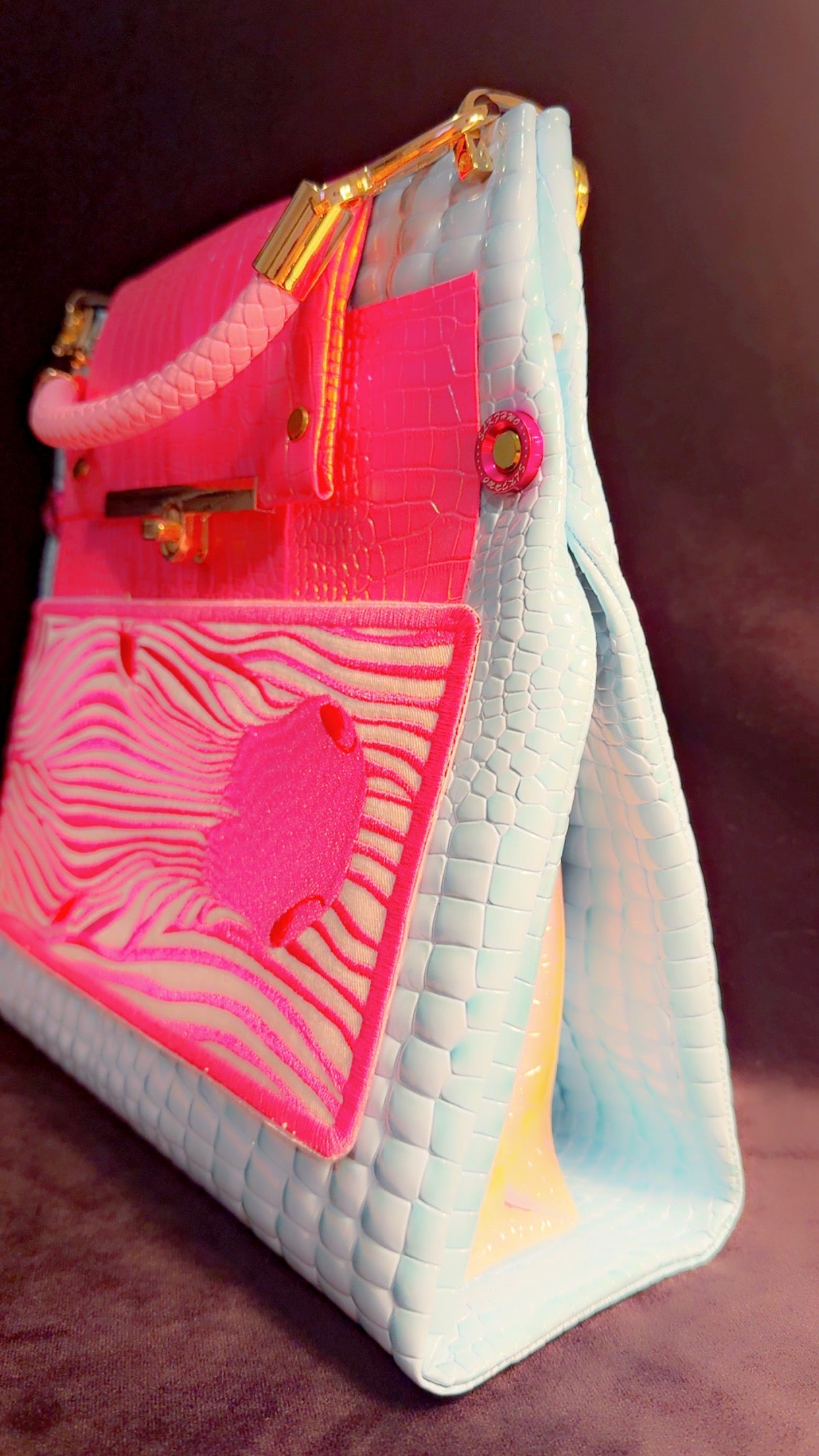 SOLD OUT AS Signature Series Handbag #8.5