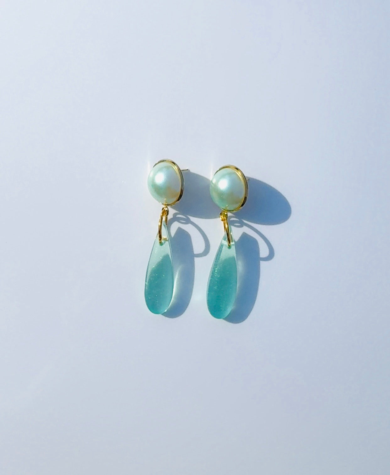 Ocean Blue Pearl Ear Candy