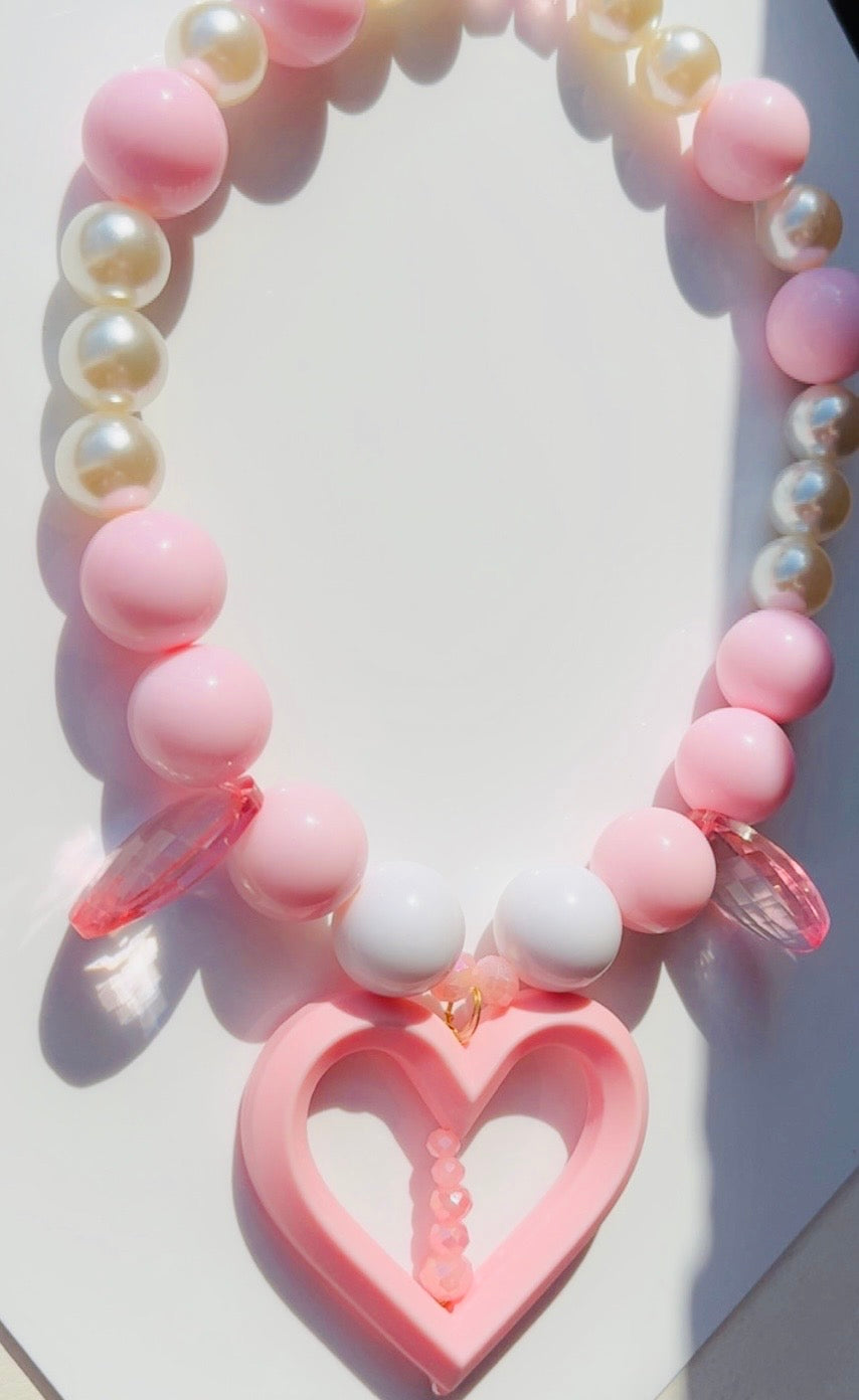 SOLD OUT Big Heart Big Pearl Neck Candy