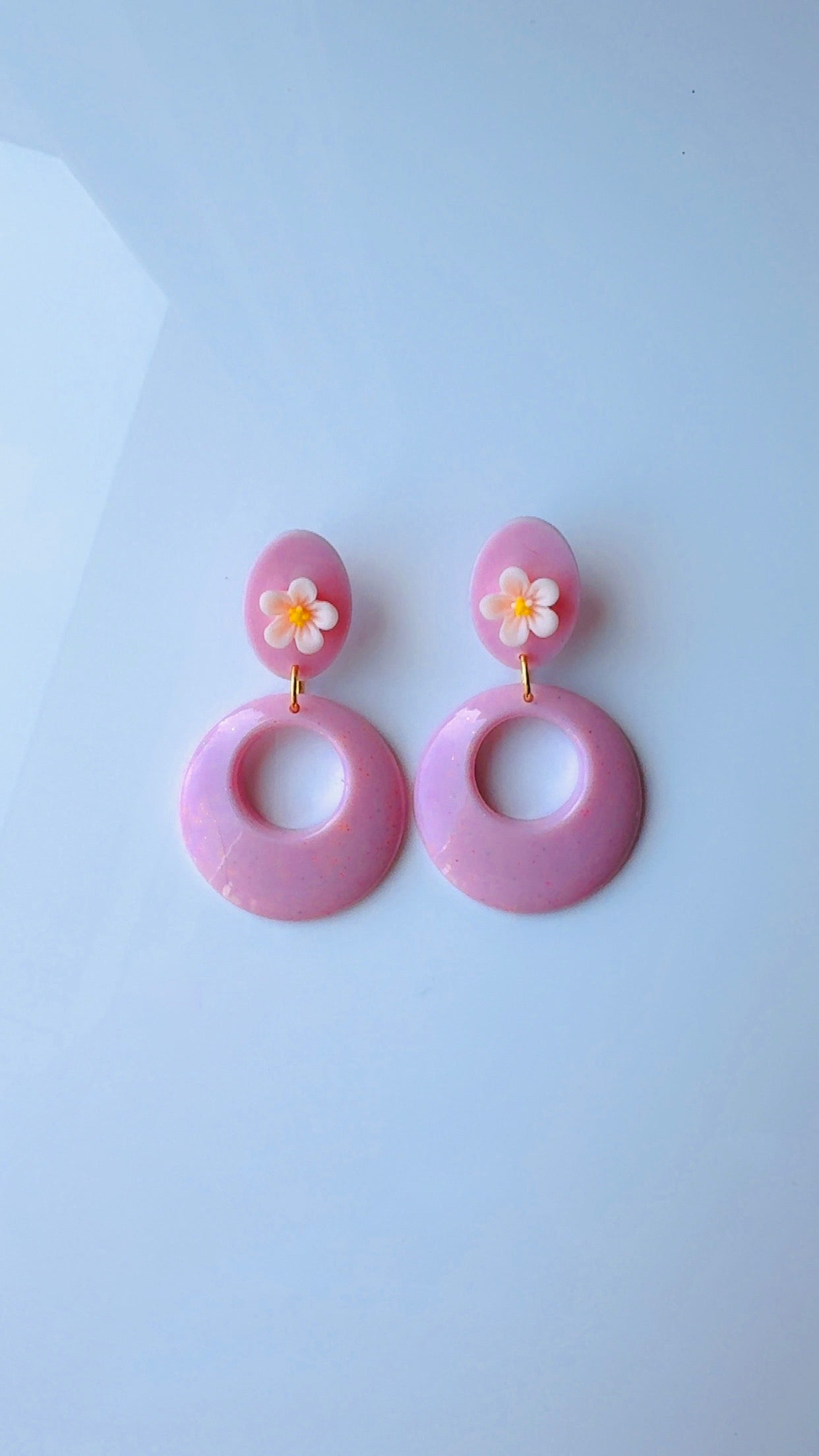 Retro Pink Floral Ear Candy