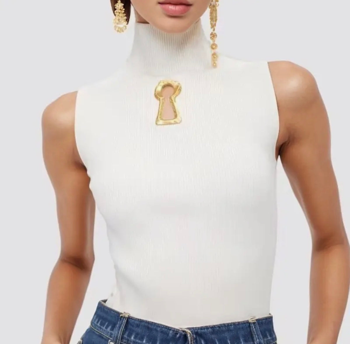 Keyhole Sleeveless Top