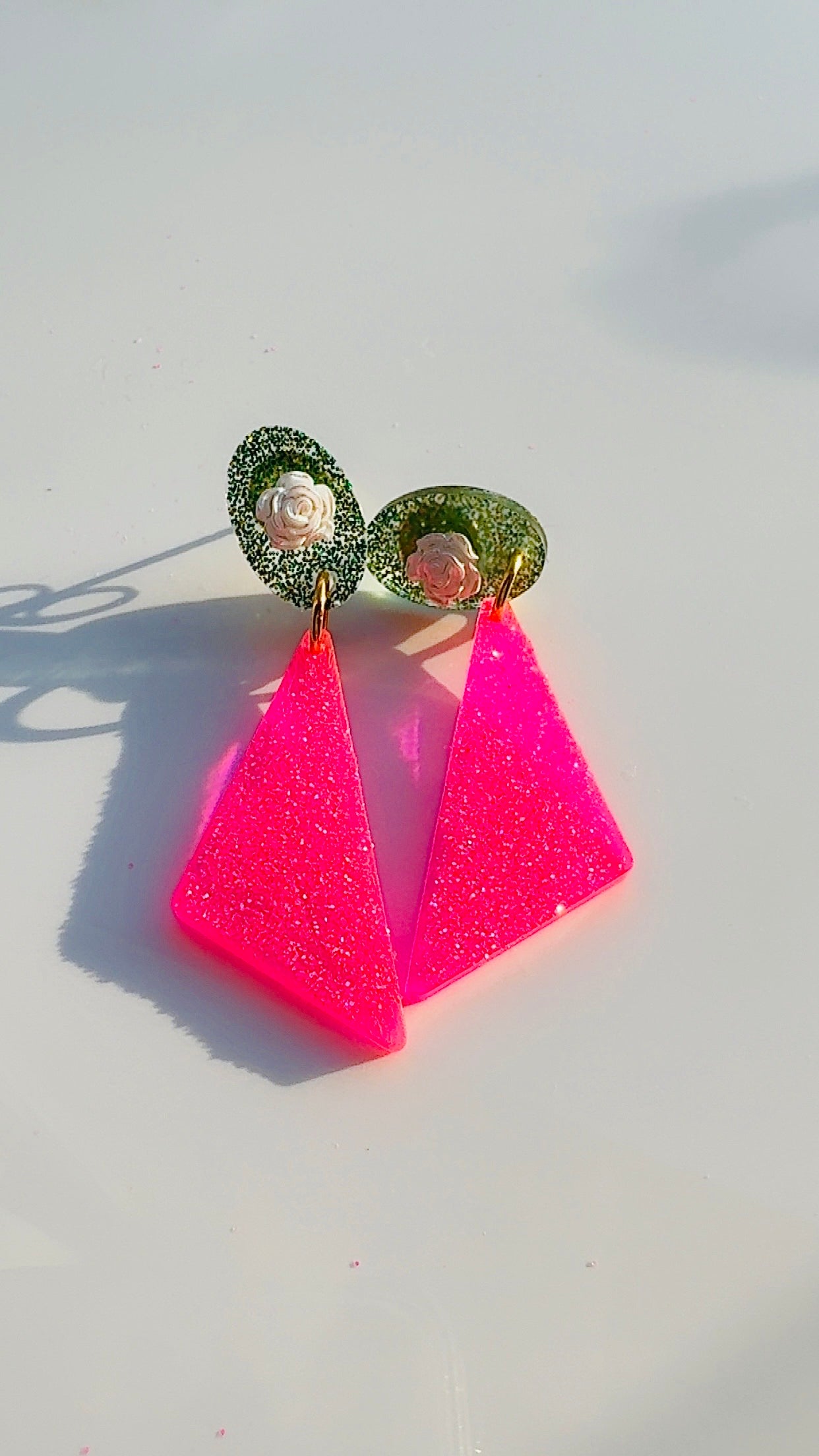 Hot Pink Pendulum Earrings ￼