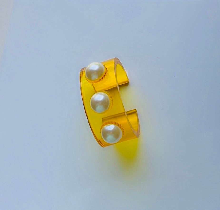 Golden Big Pearl Cuff Bracelet