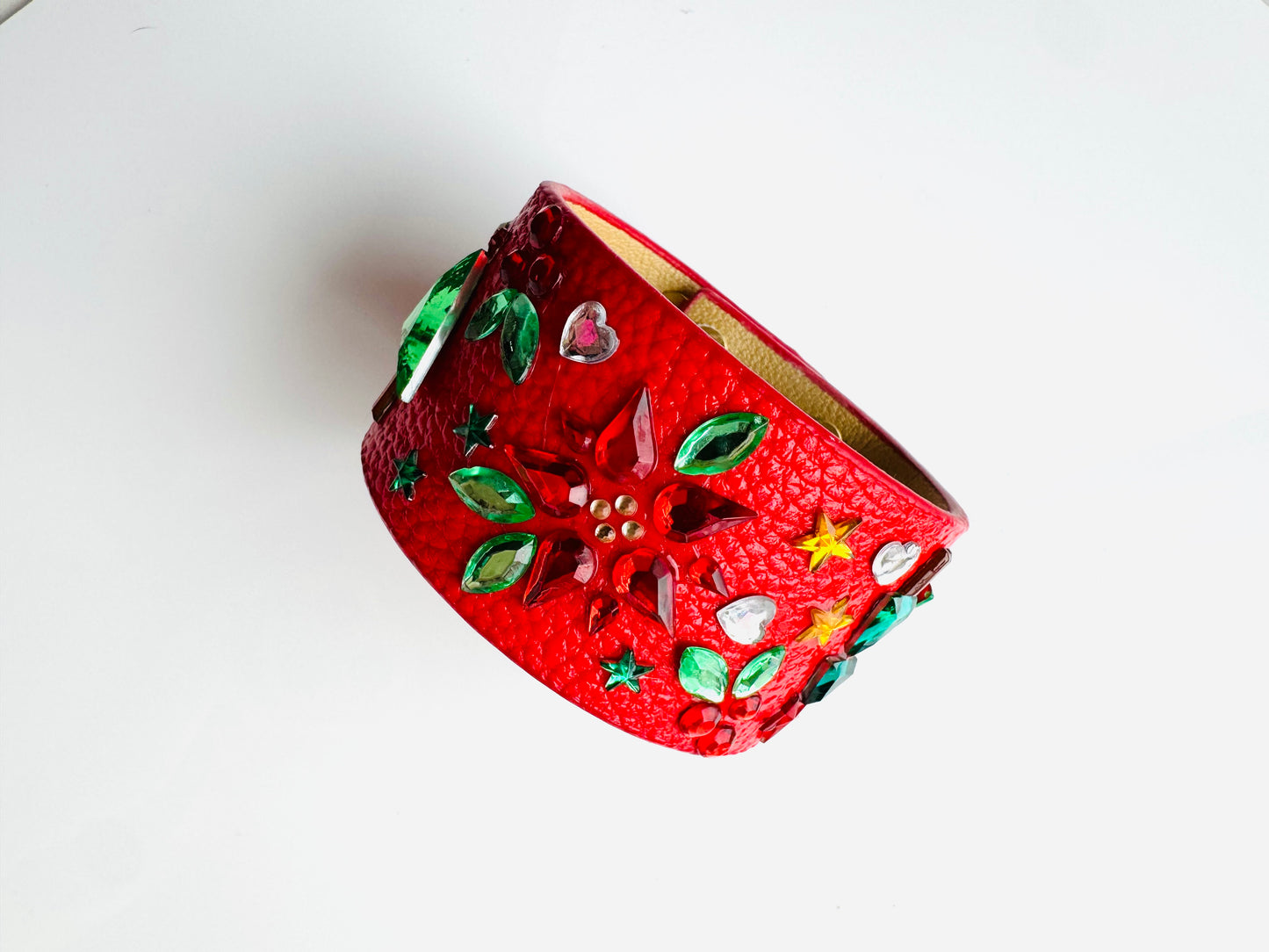 Christmas Cuff Red Mistletoe