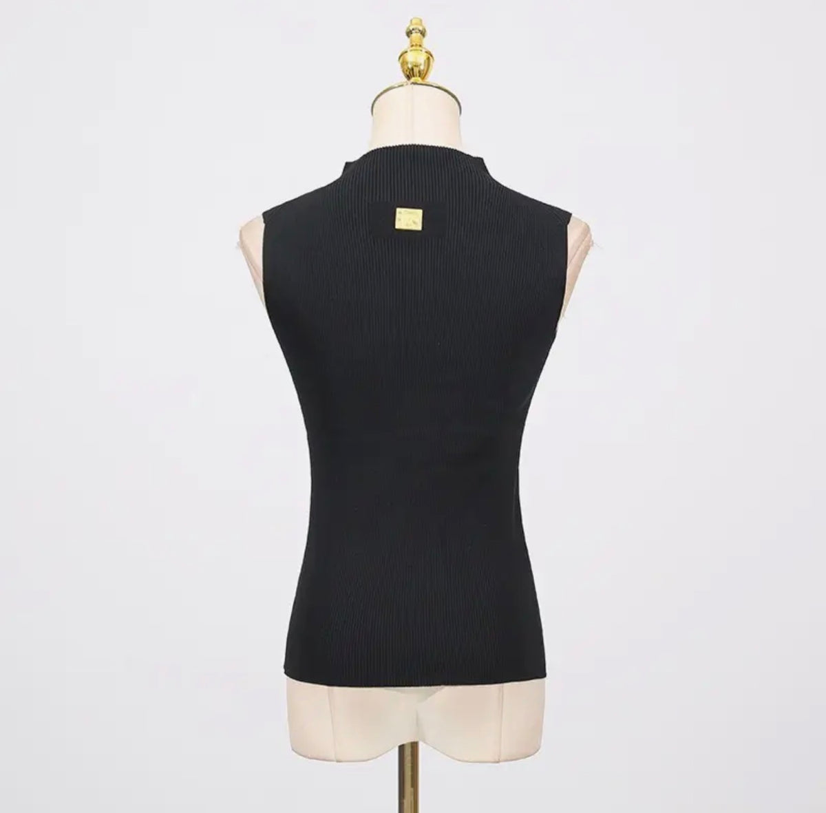 Keyhole Sleeveless Top
