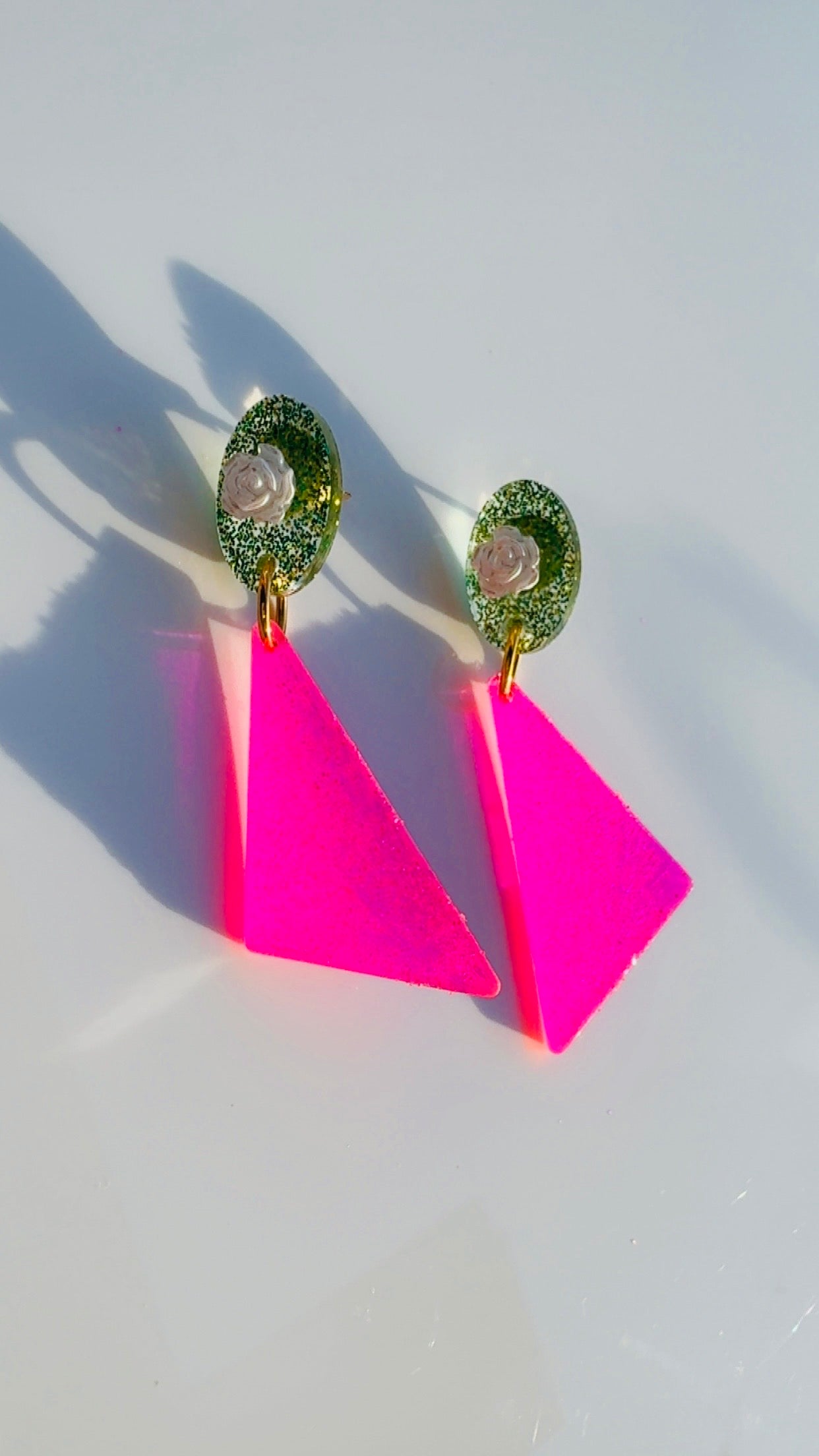 Hot Pink Pendulum Earrings ￼