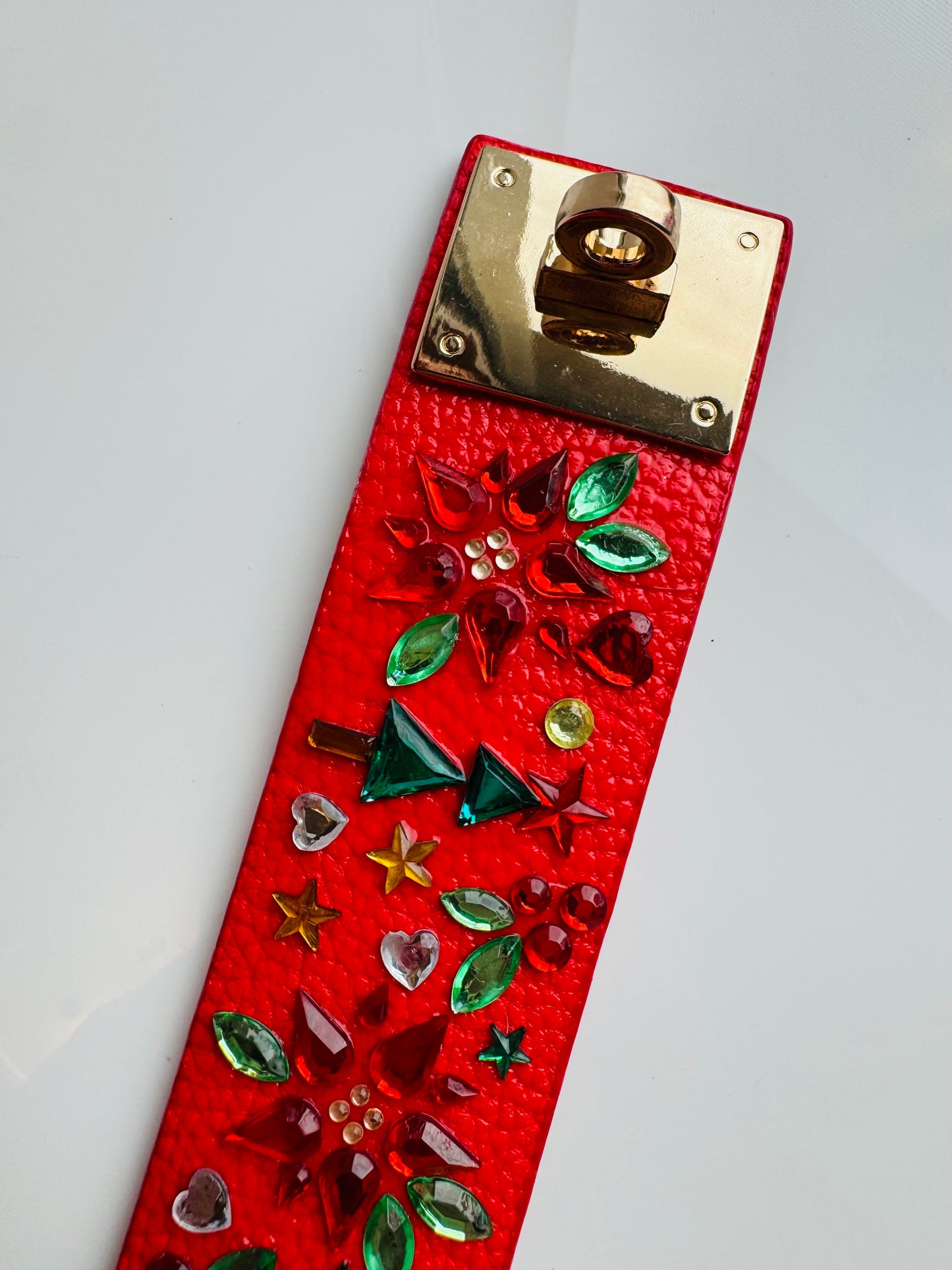 Christmas Cuff Red Mistletoe