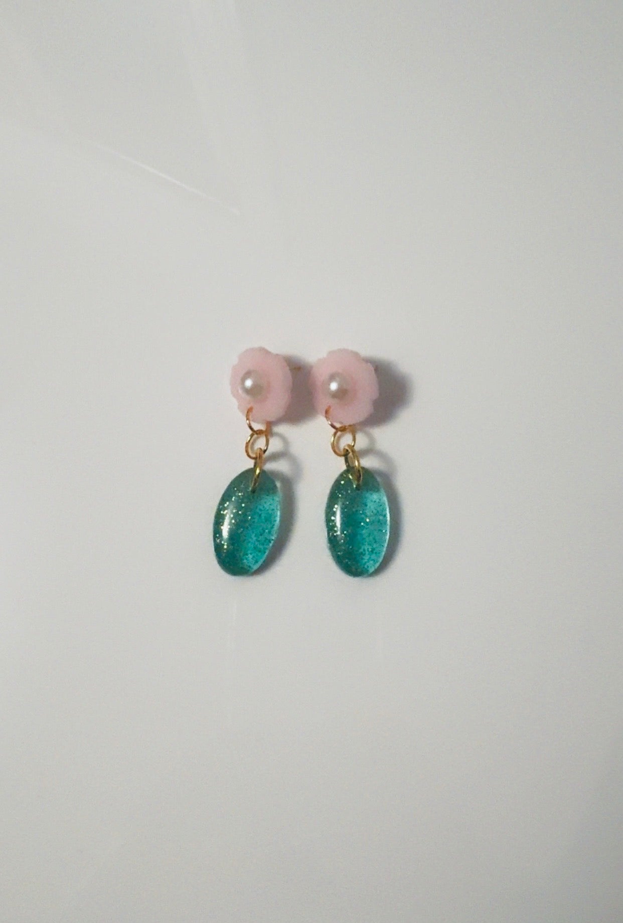 Hard Candy Floral Ear Candy