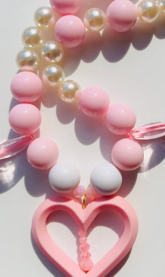SOLD OUT Big Heart Big Pearl Neck Candy