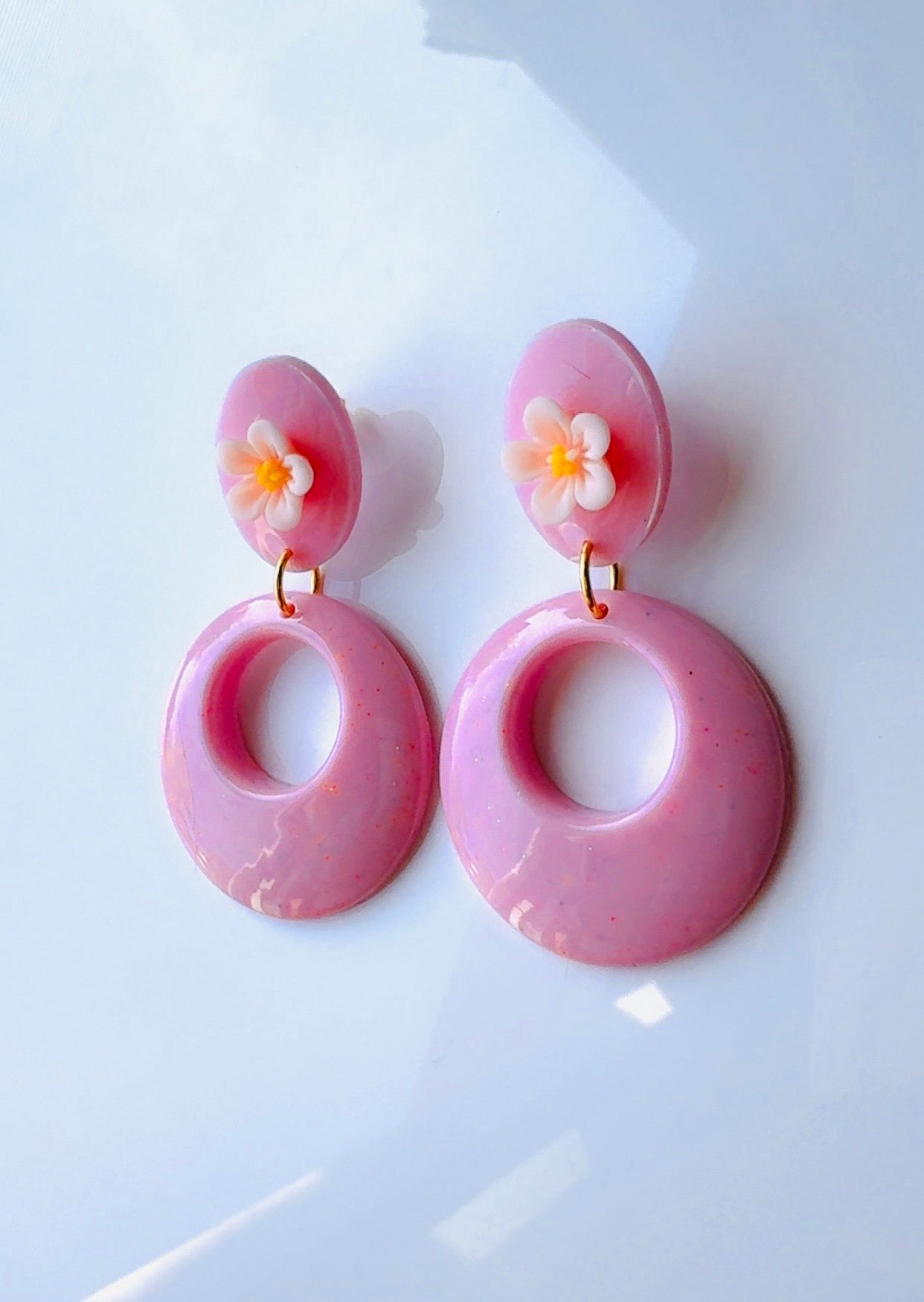 Retro Pink Floral Ear Candy