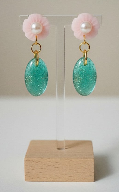Hard Candy Floral Ear Candy