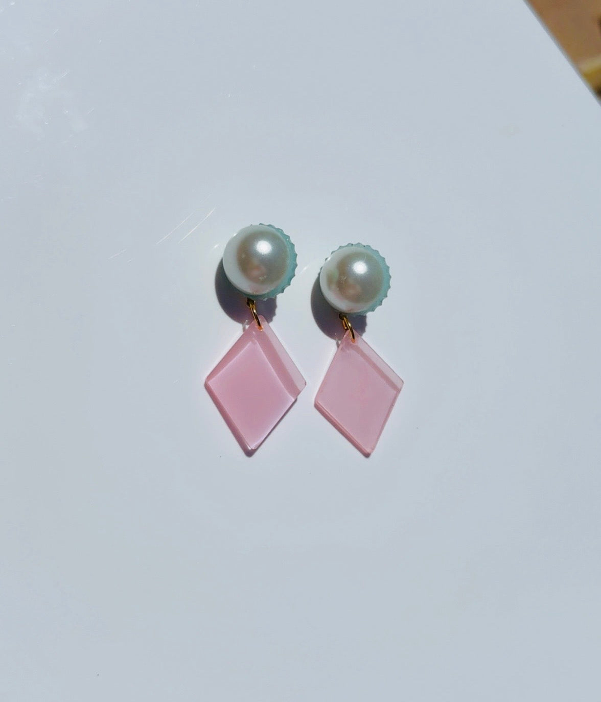 Big Pearl Blush Diamond Dangle