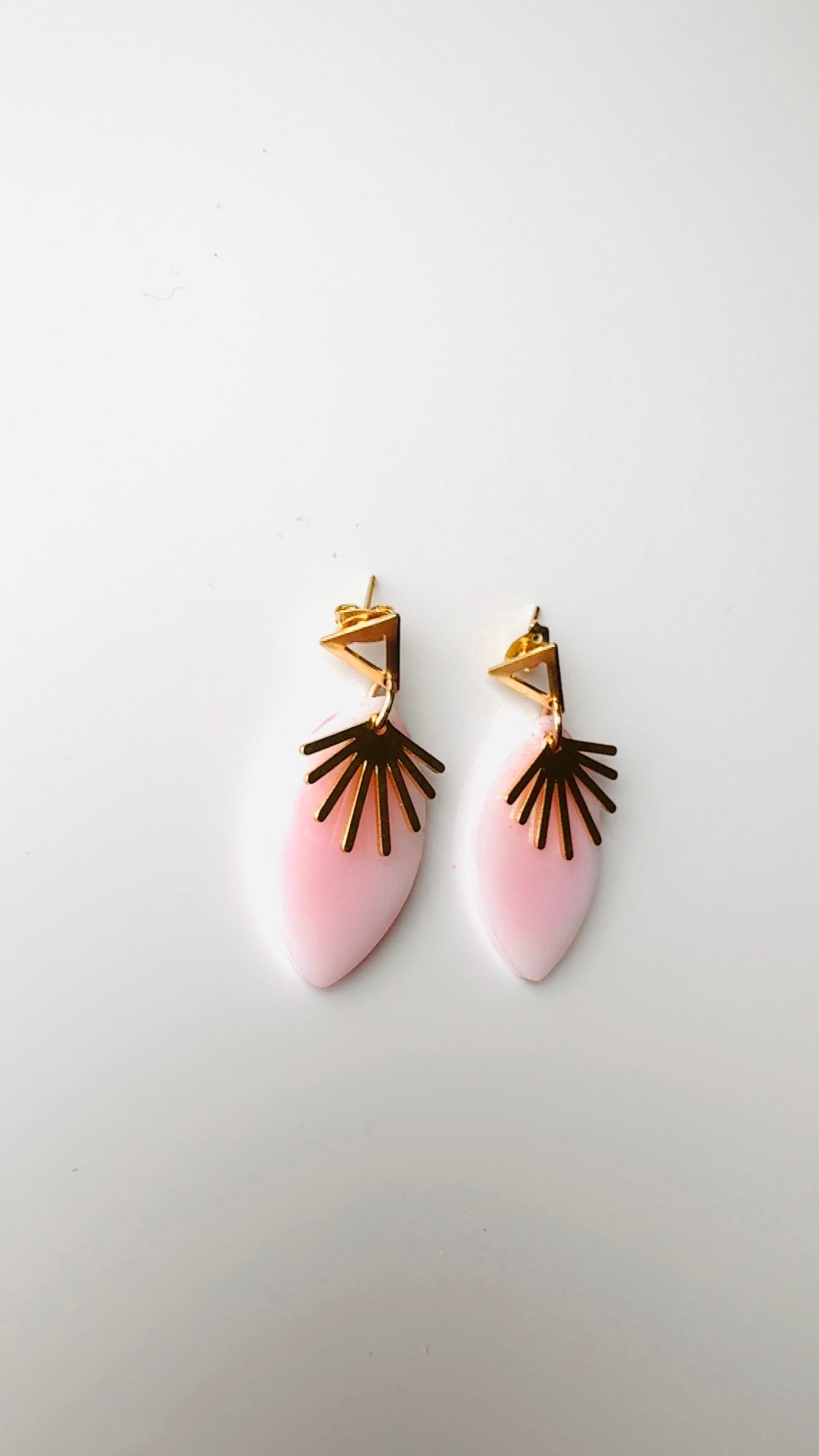 Blush Sunburst Ear Candy