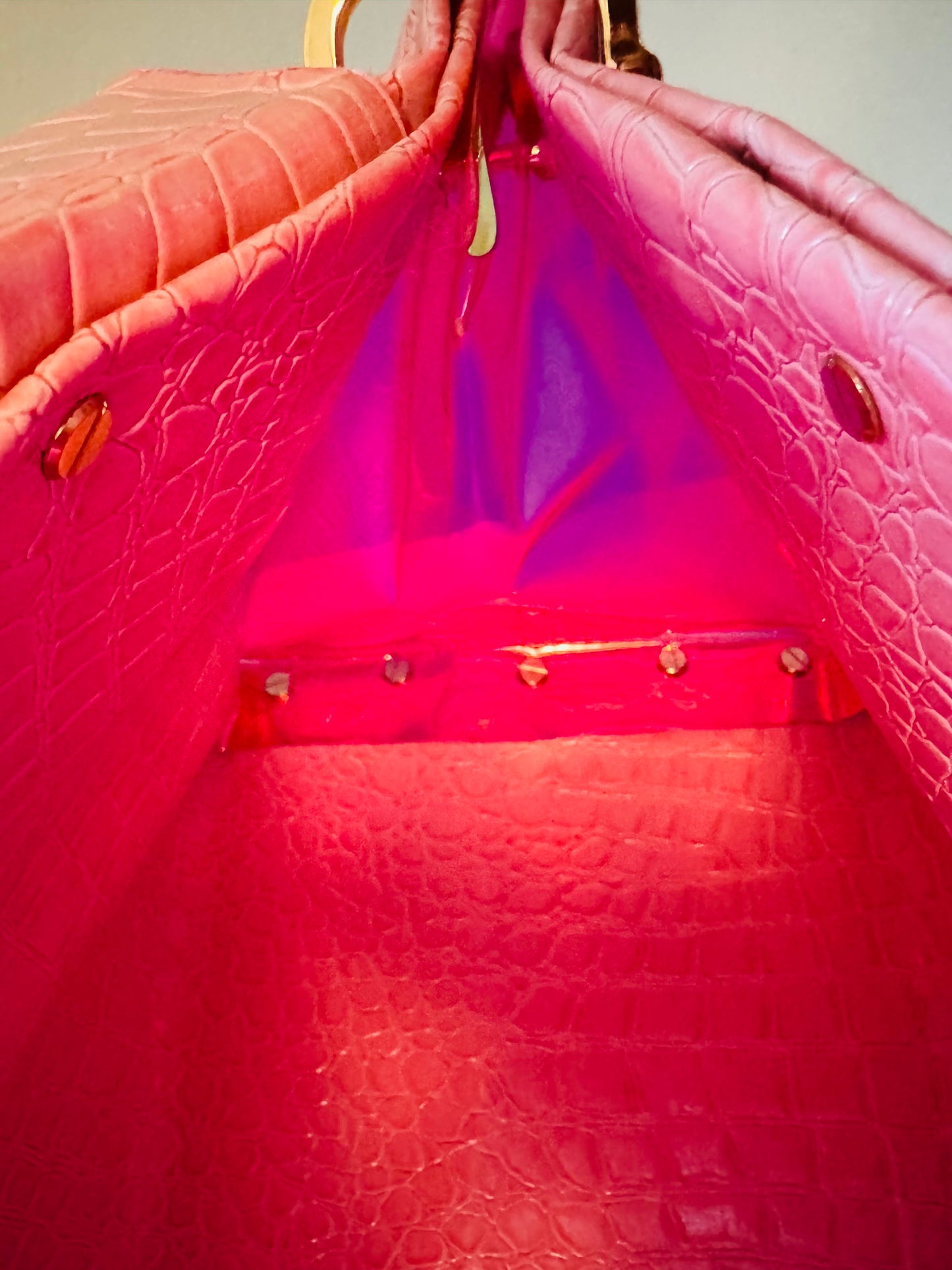 Signature Soderena Handbag *Pink Tria