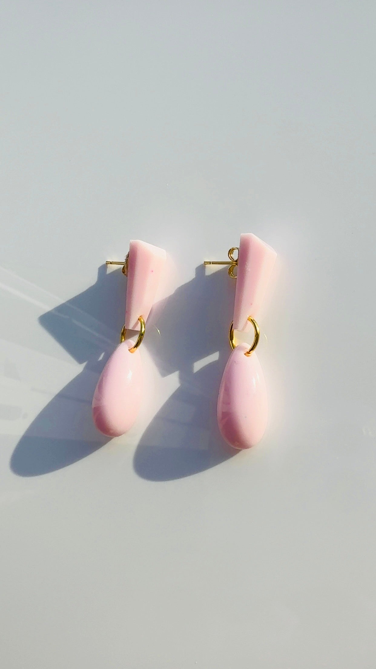 Blush Pink Pendulum Earrings ￼
