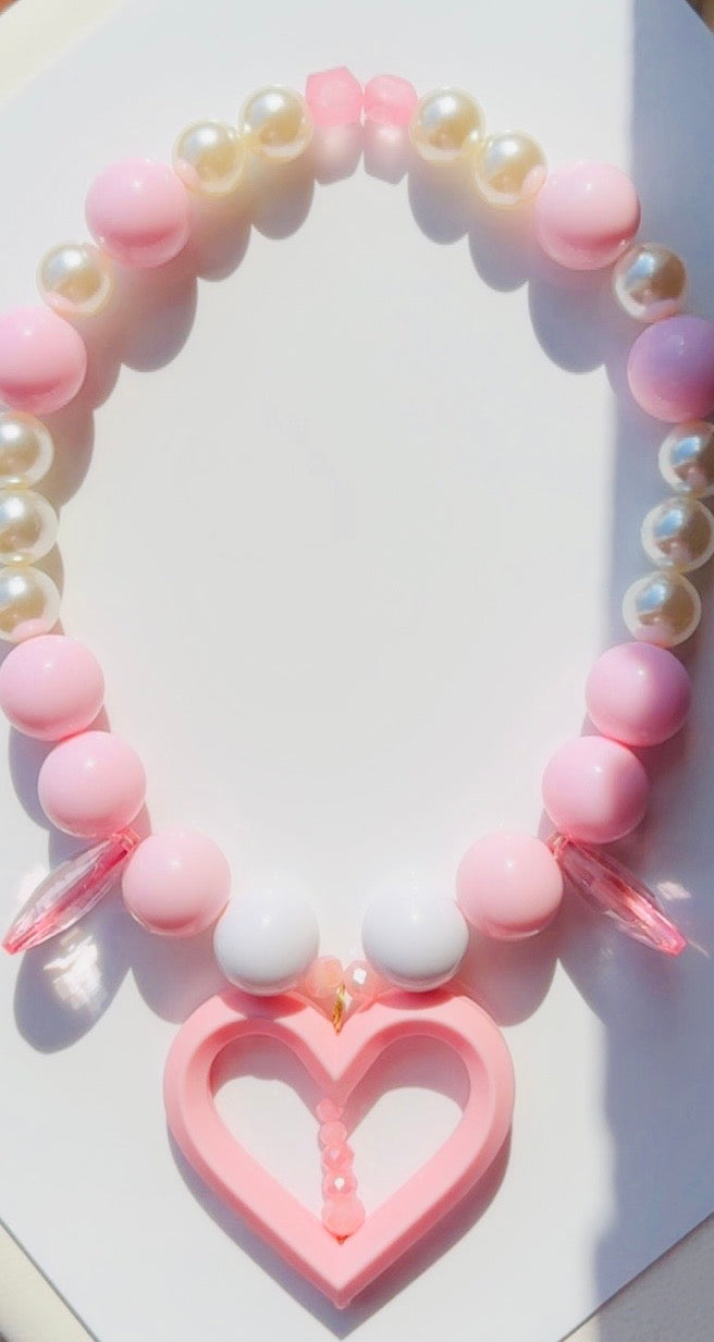 SOLD OUT Big Heart Big Pearl Neck Candy