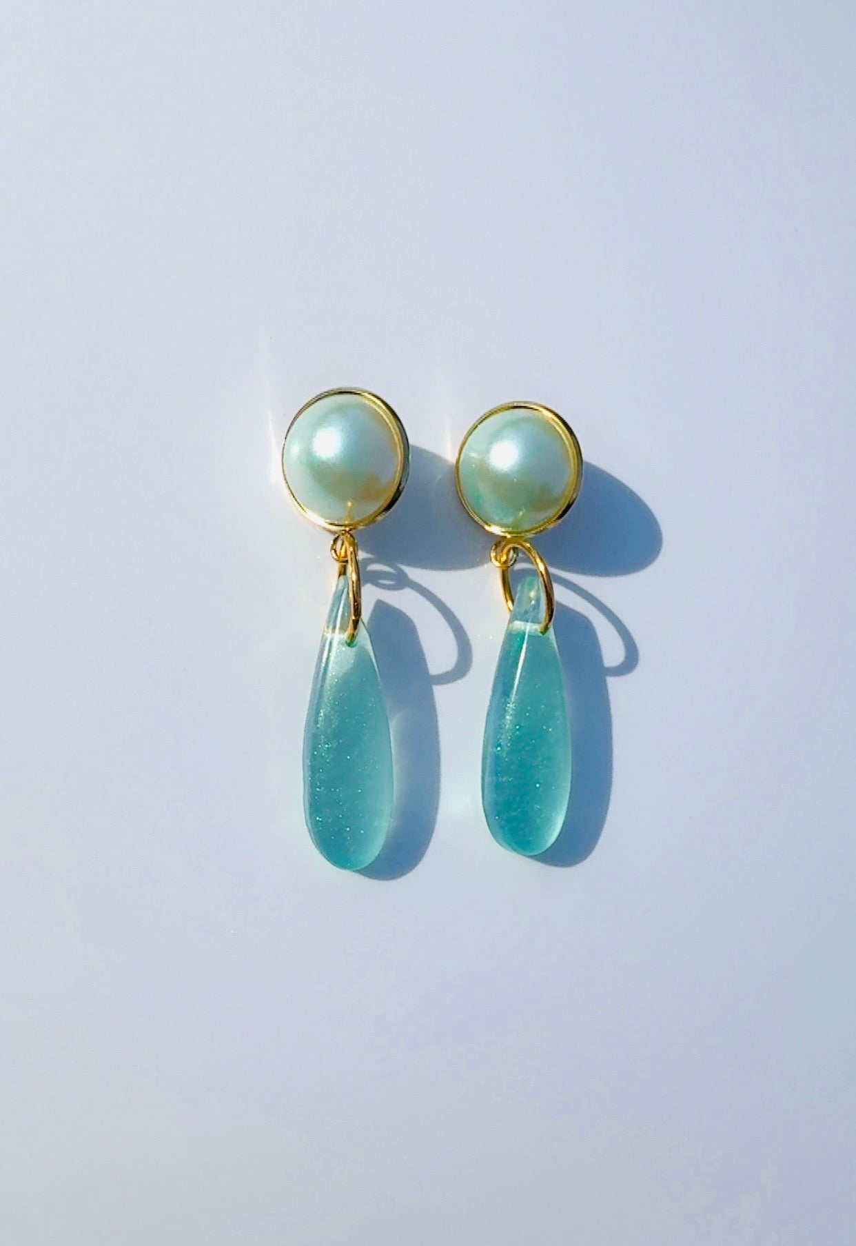 Ocean Blue Pearl Ear Candy