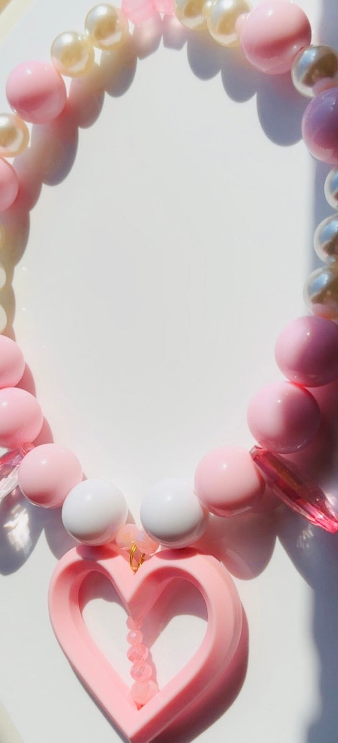 SOLD OUT Big Heart Big Pearl Neck Candy