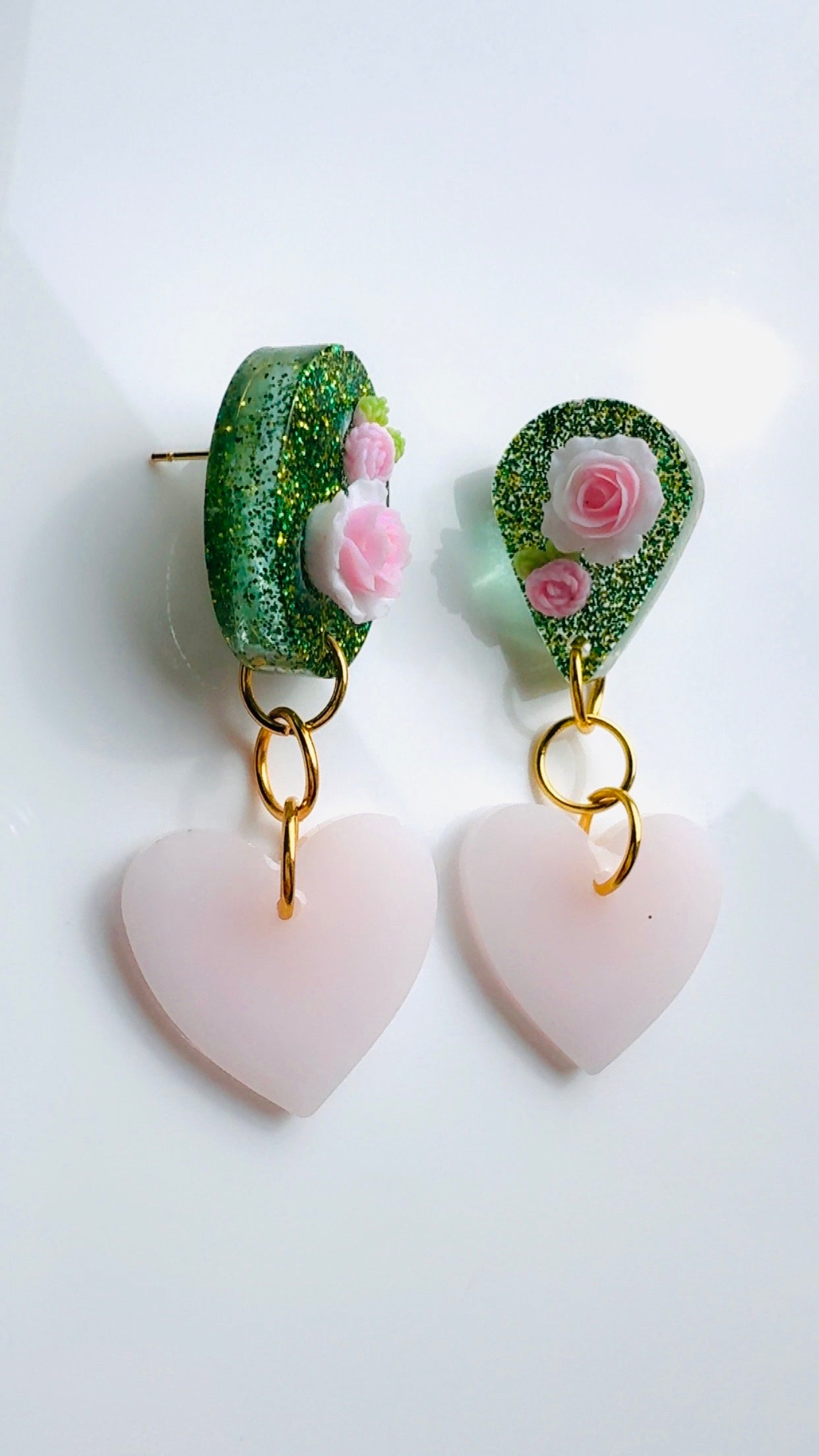 Alice in Wonderland Earrings ￼