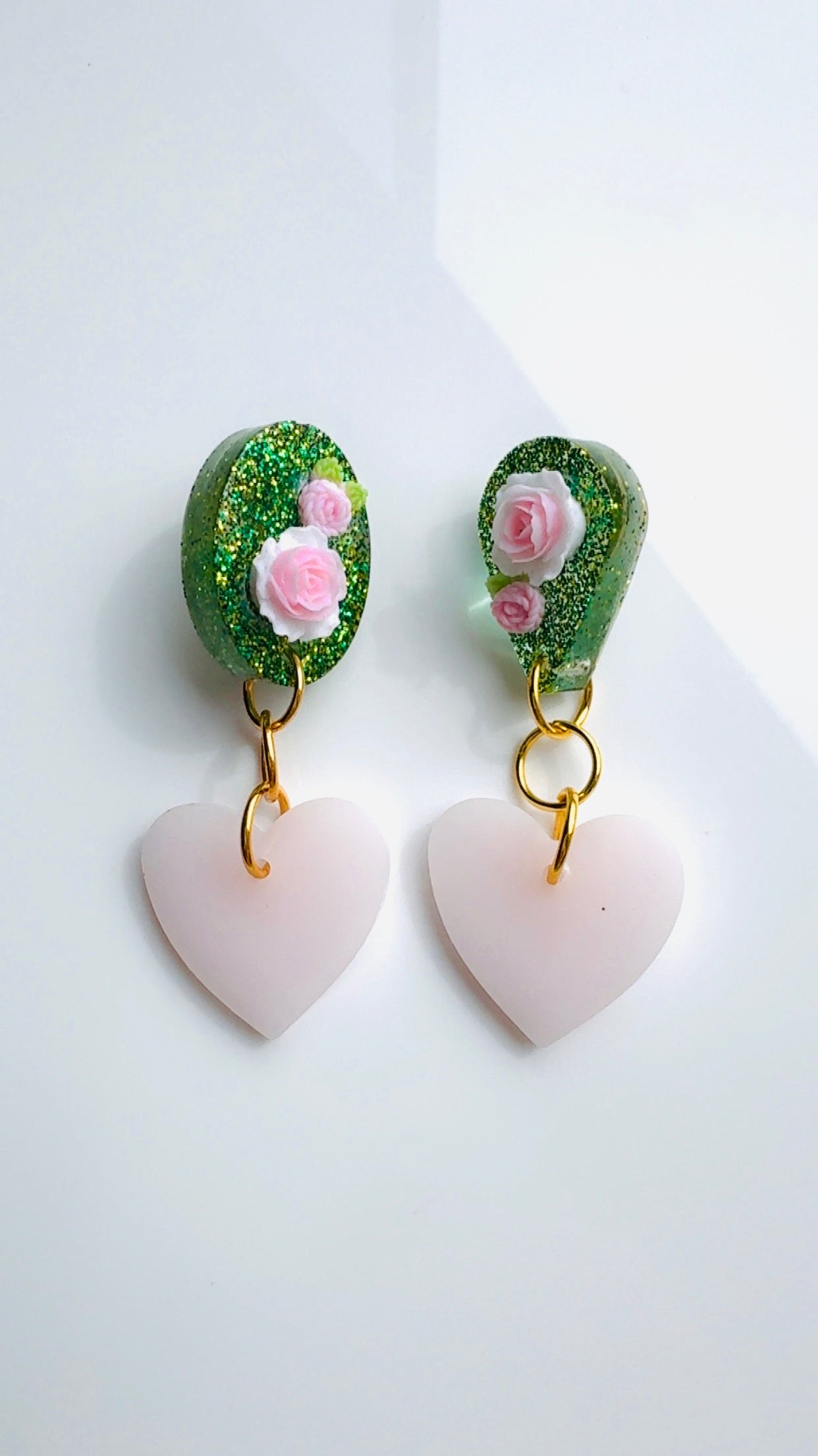 Alice in Wonderland Earrings ￼