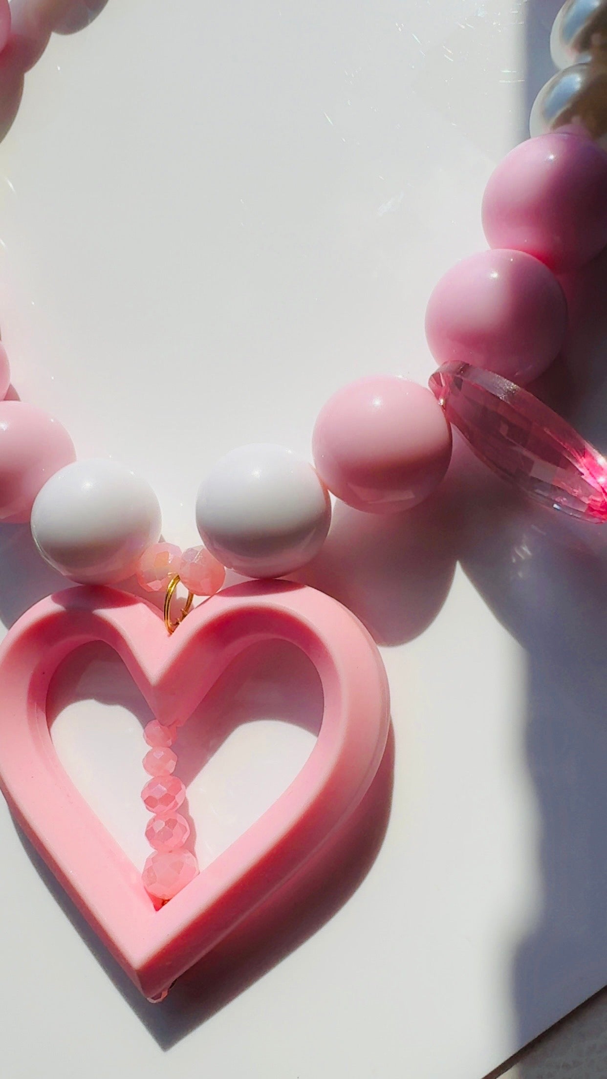 SOLD OUT Big Heart Big Pearl Neck Candy