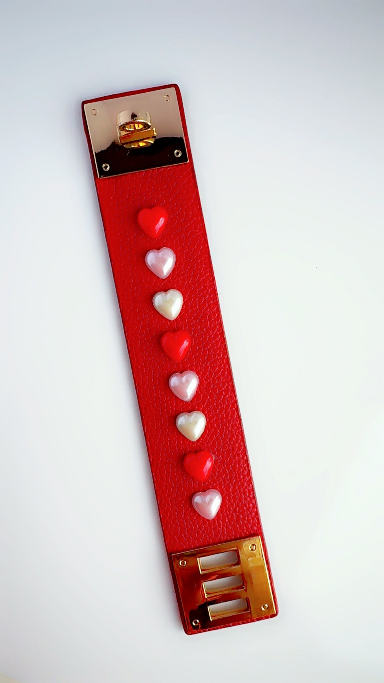 Queen of Hearts Cuff