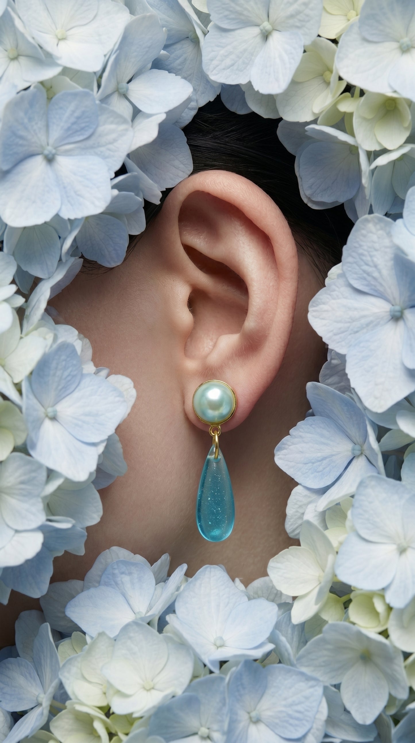 Ocean Blue Pearl Ear Candy